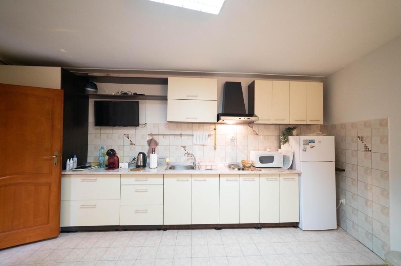 Apartman Yellow House SJJ Exteriér fotografie