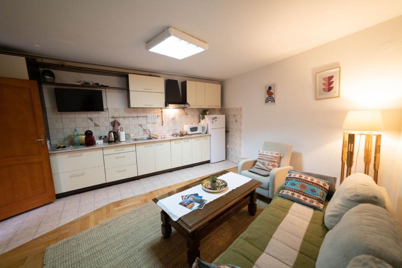 Apartman Yellow House SJJ Exteriér fotografie