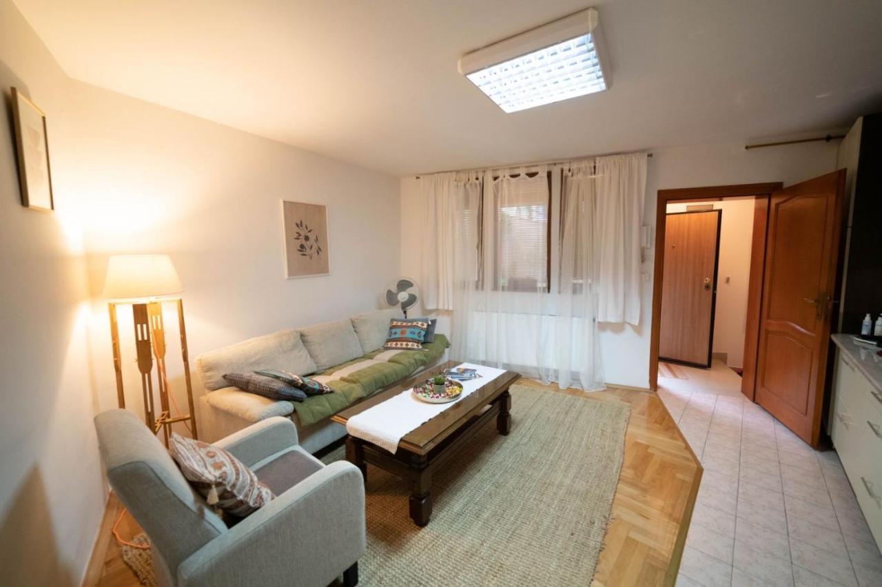 Apartman Yellow House SJJ Exteriér fotografie